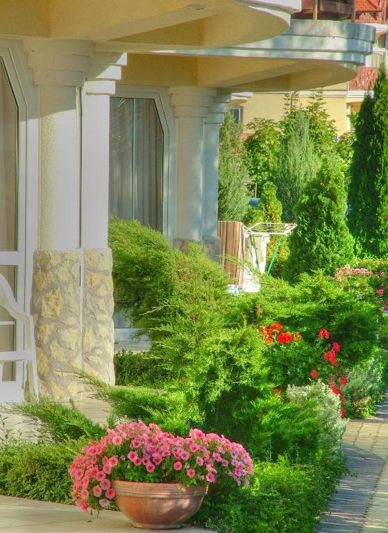 Hotel Lelle Balatonlelle Eksteriør bilde
