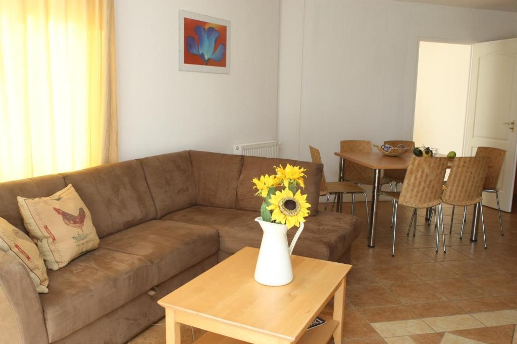 Hotel Lelle Balatonlelle Rom bilde